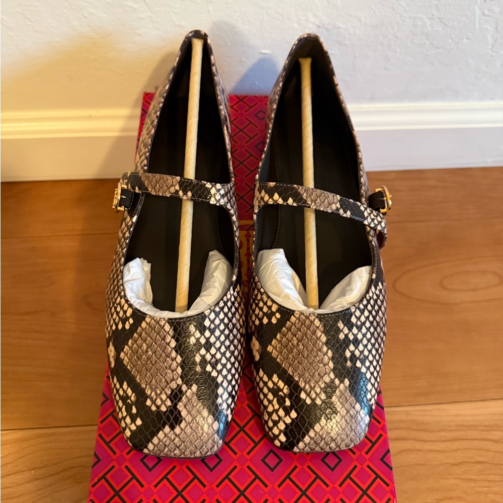 BNWT Tory Burch Selby Mary Janes